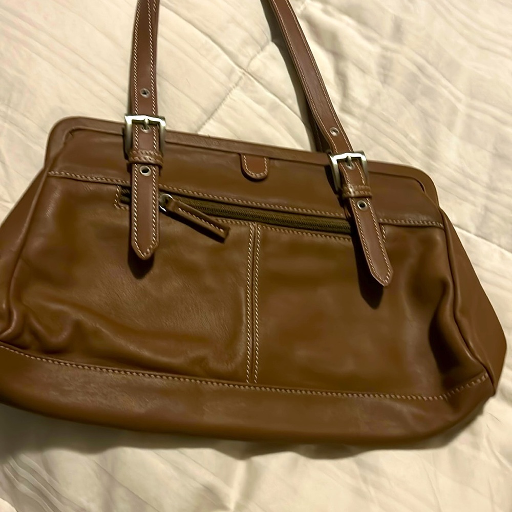 NEW Tignanello  genuine leather. 7.5”x13” tan satchel.